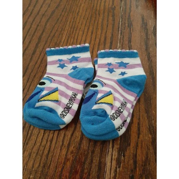 New Girls 5.5-8.5 & 4-7.5 SIX Pair Finding Dory Shopkins Socks Disney Pixar NWT - Picture 3 of 4
